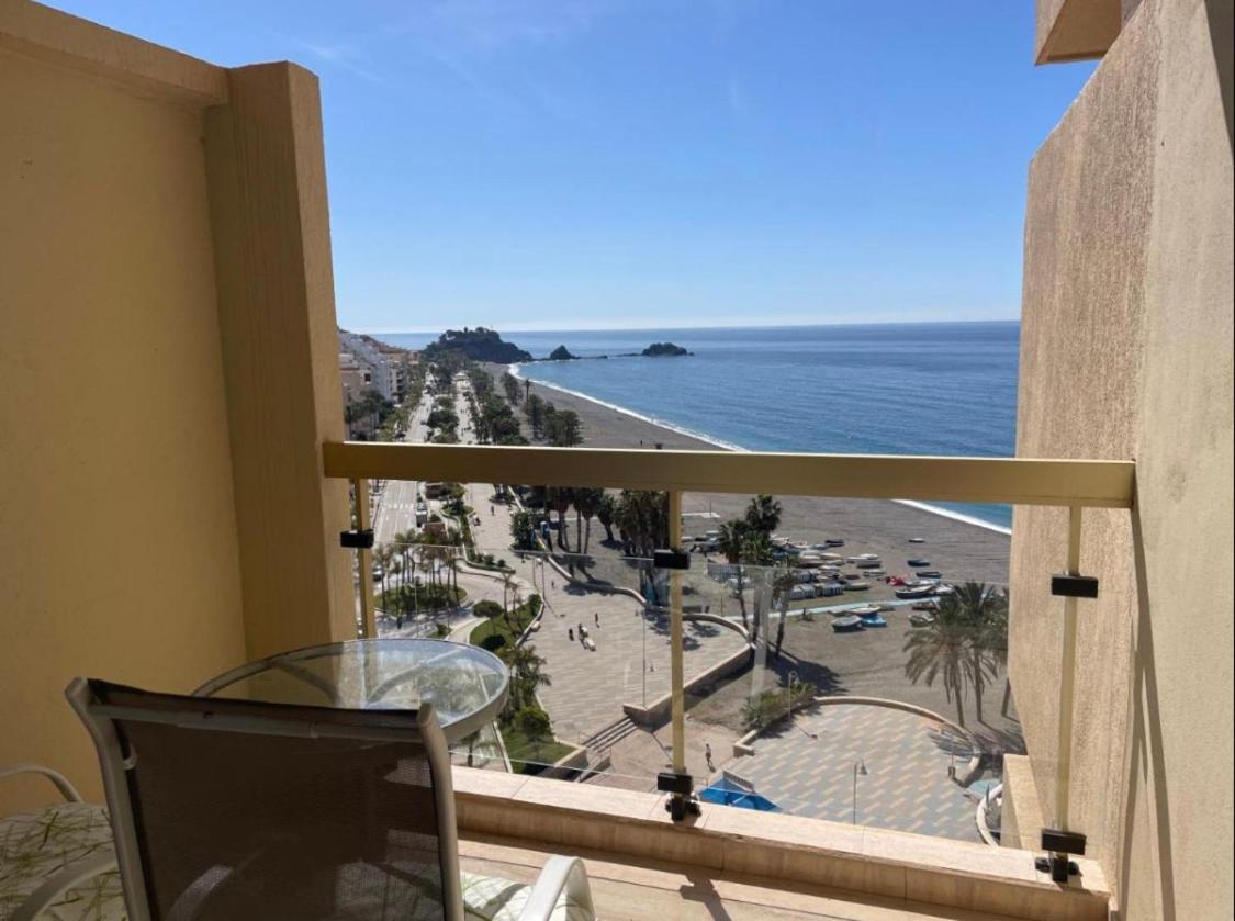 Apartahotel Chinasol Con Parking Y Desayuno Almuñécar Esterno foto