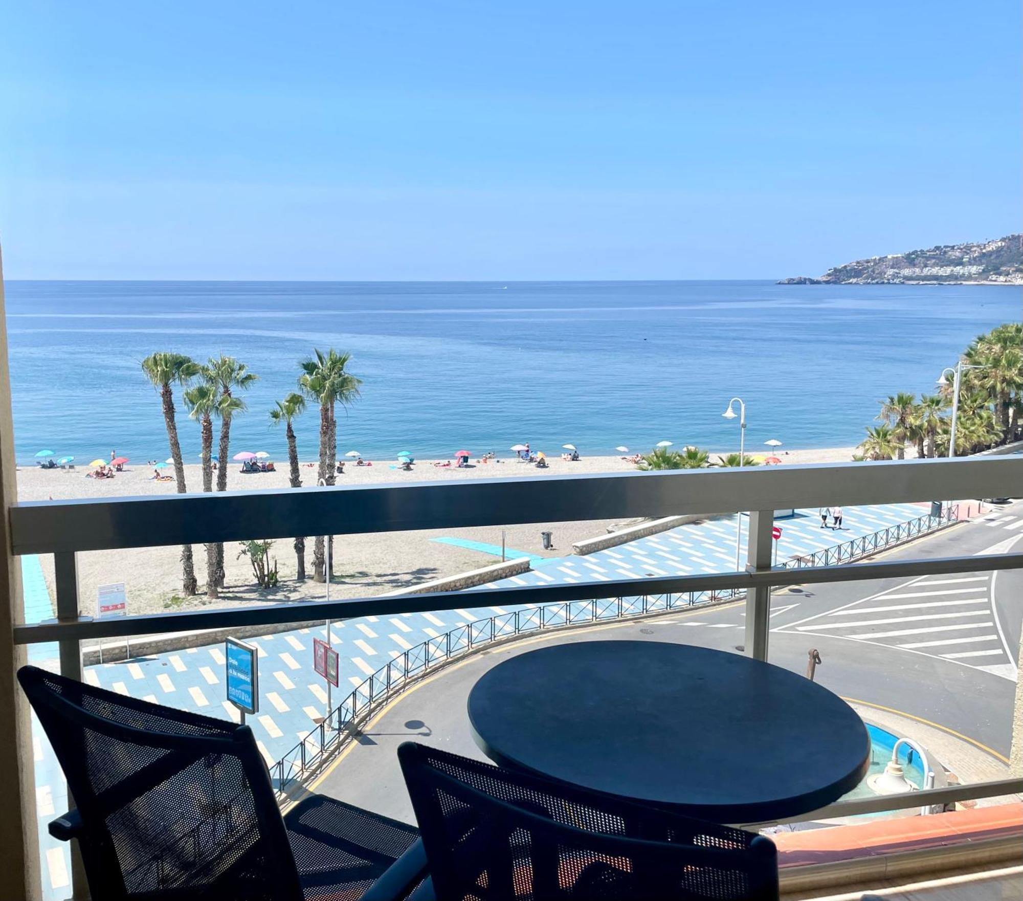 Apartahotel Chinasol Con Parking Y Desayuno Almuñécar Esterno foto